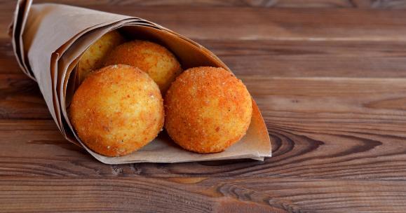 Arancini di riso siciliani: origini e preparazione